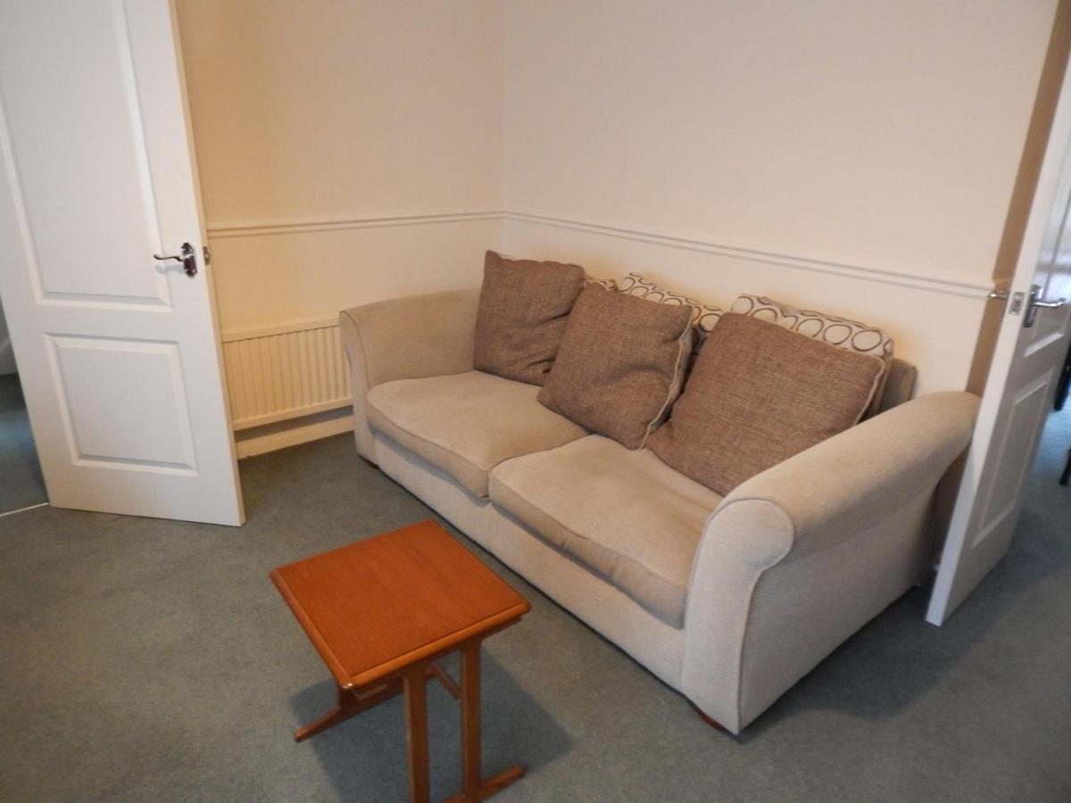 Spacious 3 Bdr House With Parking-Families-Corporate Groups By Orbitat Accommodations Cambridge  Luaran gambar