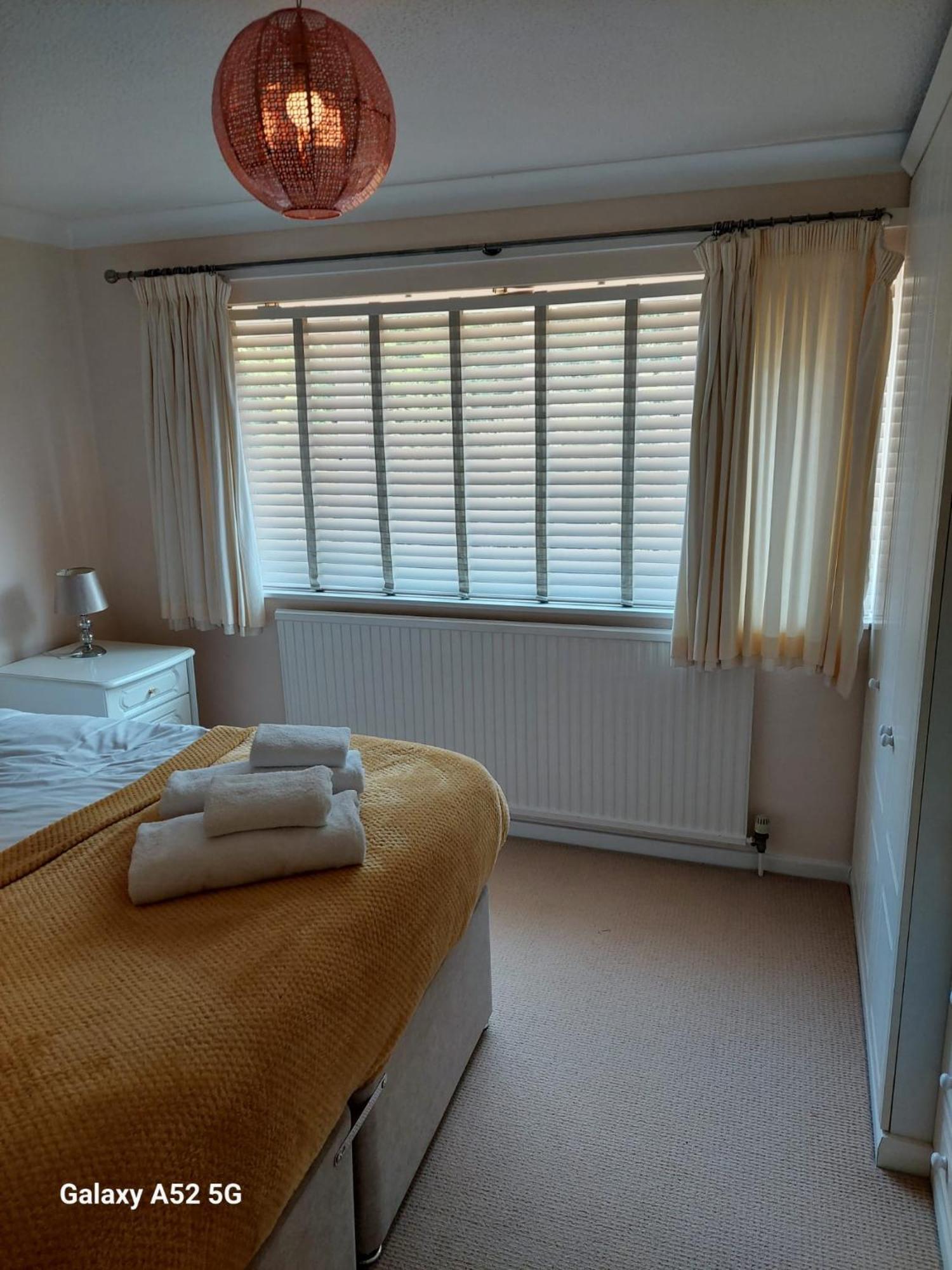 Spacious 3 Bdr House With Parking-Families-Corporate Groups By Orbitat Accommodations Cambridge  Luaran gambar
